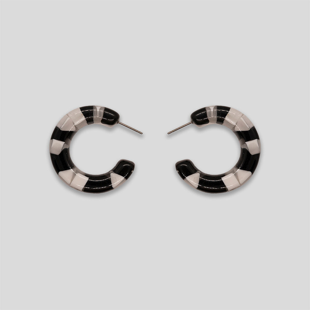 Resin Chunk Hoops - White/Black