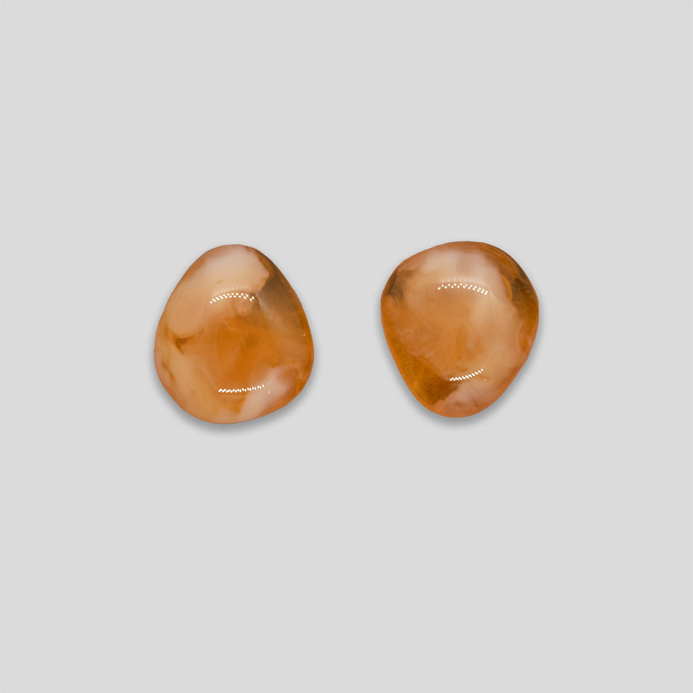 Resin GCC Studs - Caramel